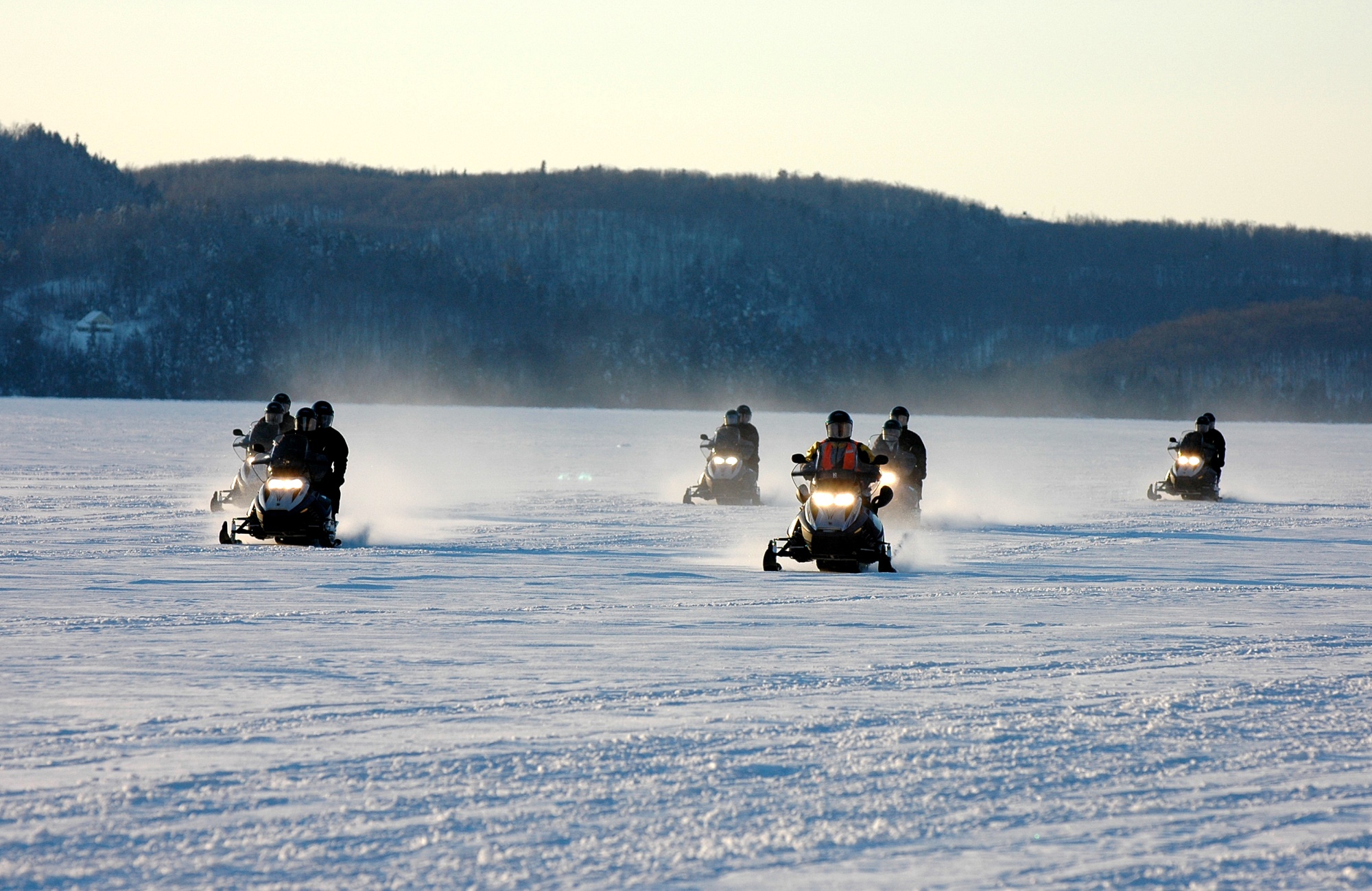 raid en motoneige - Québec