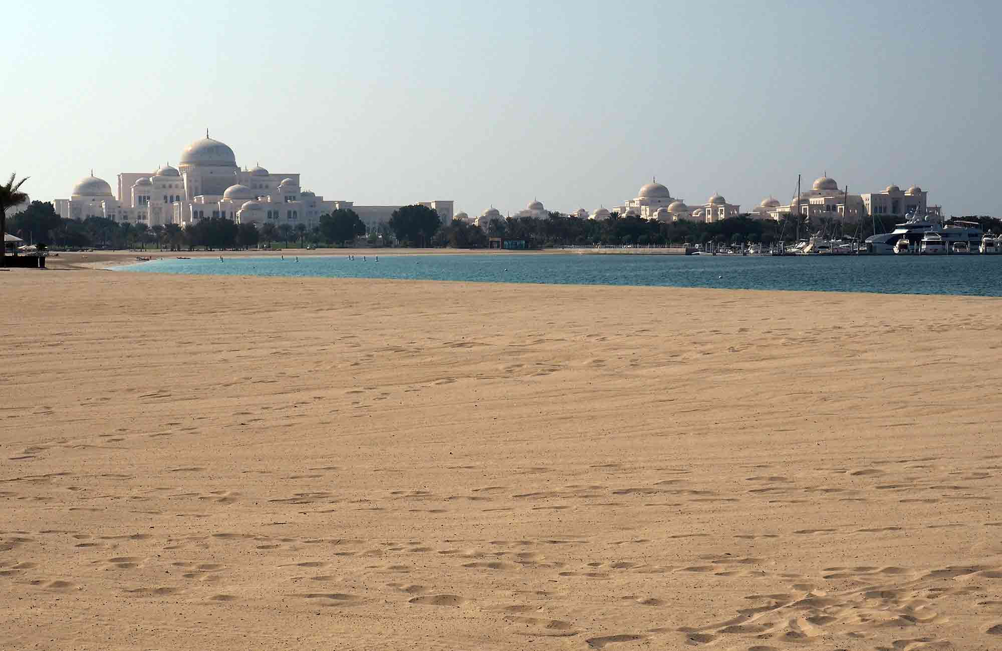 Voyage Abu Dhabi - Plage Emirates Palace - Amplitudes 