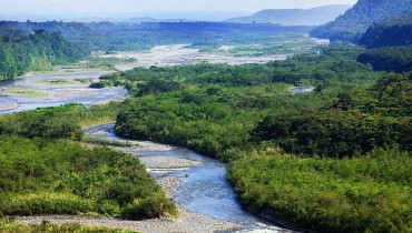 Vue du Rio Napo en Amazonie equatorienne par Amplitudes