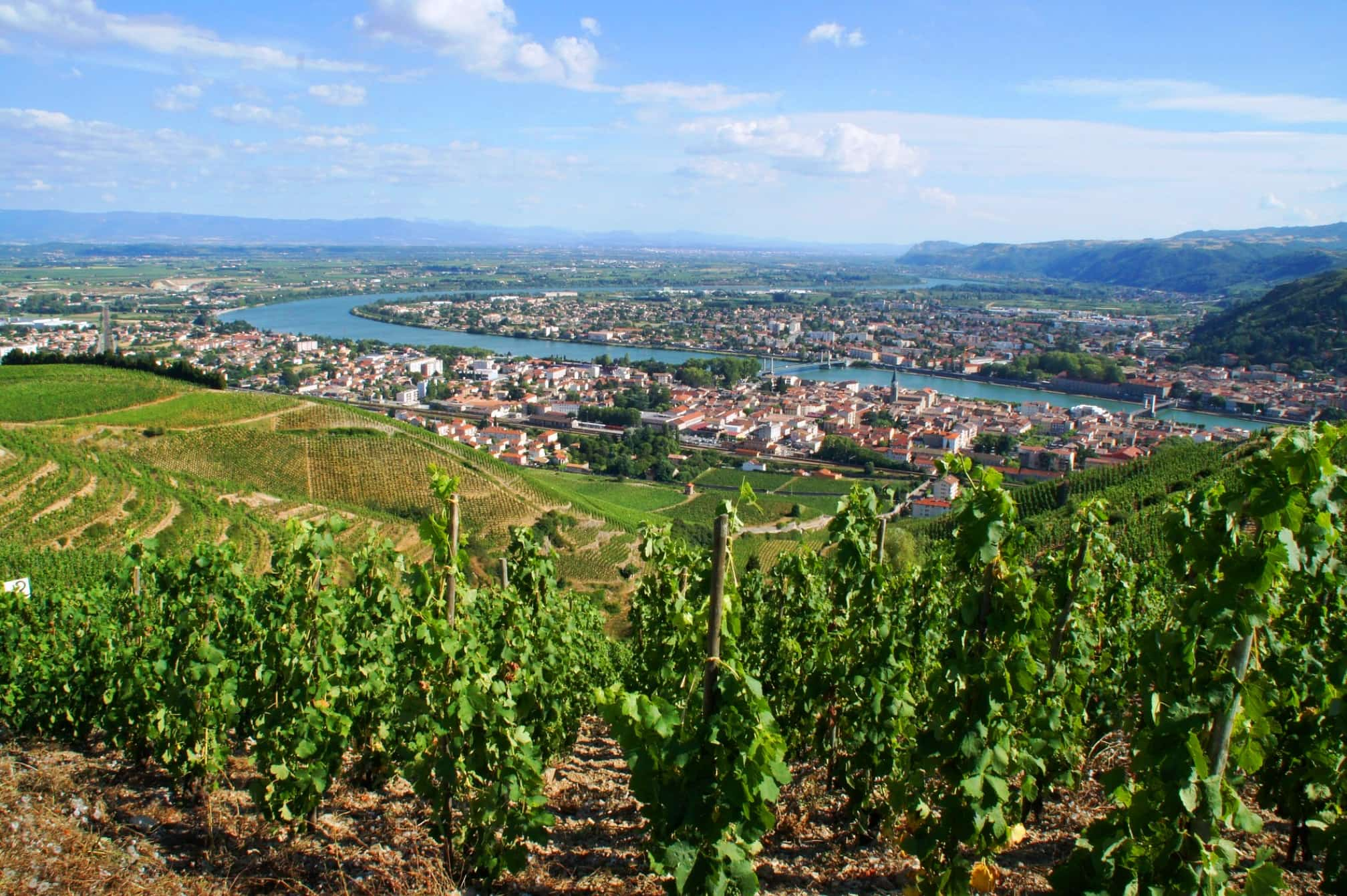 La vallée du Rhône et le village de Tain Tain-l’Hermitage