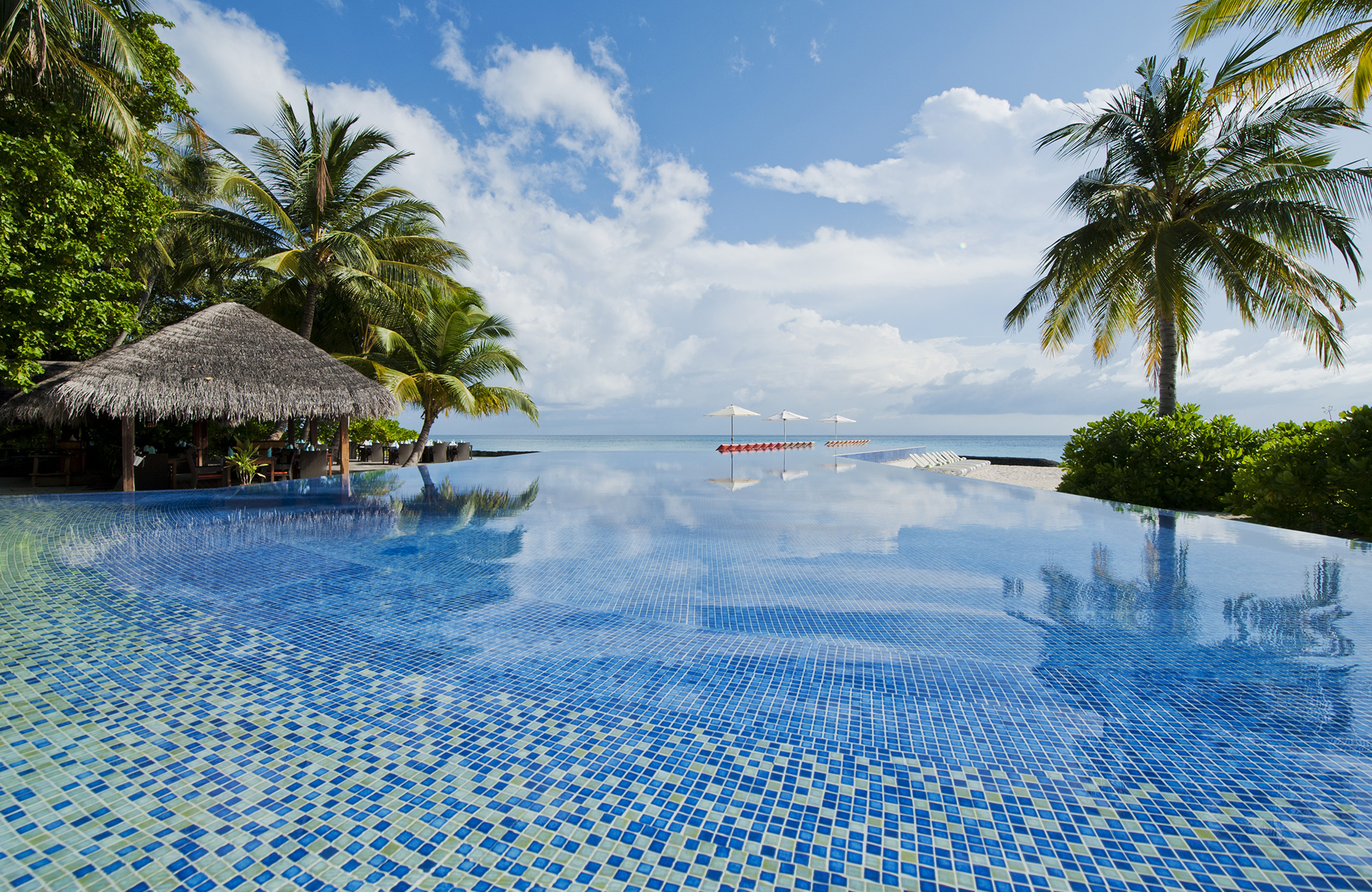 Séjour Maldives - Piscine Kuramathi Island Resort - Amplitudes