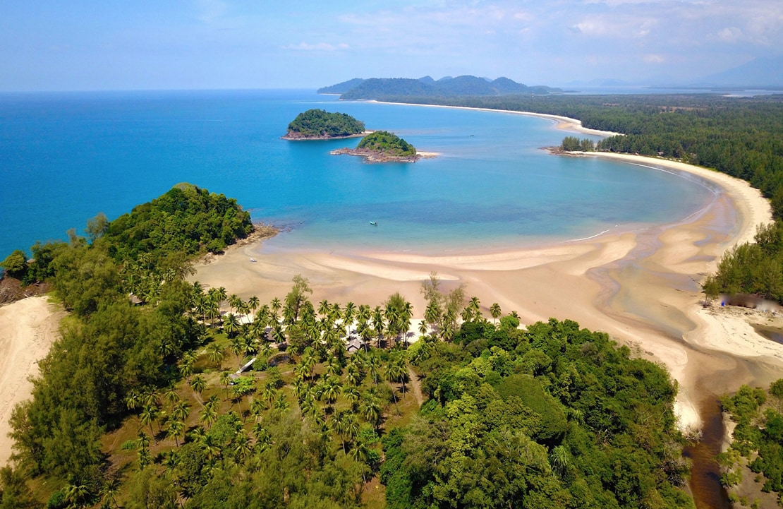 Voyage écofriendly en Thaïlande - Une scénique crique de Ko Phra Thong - Amplitudes