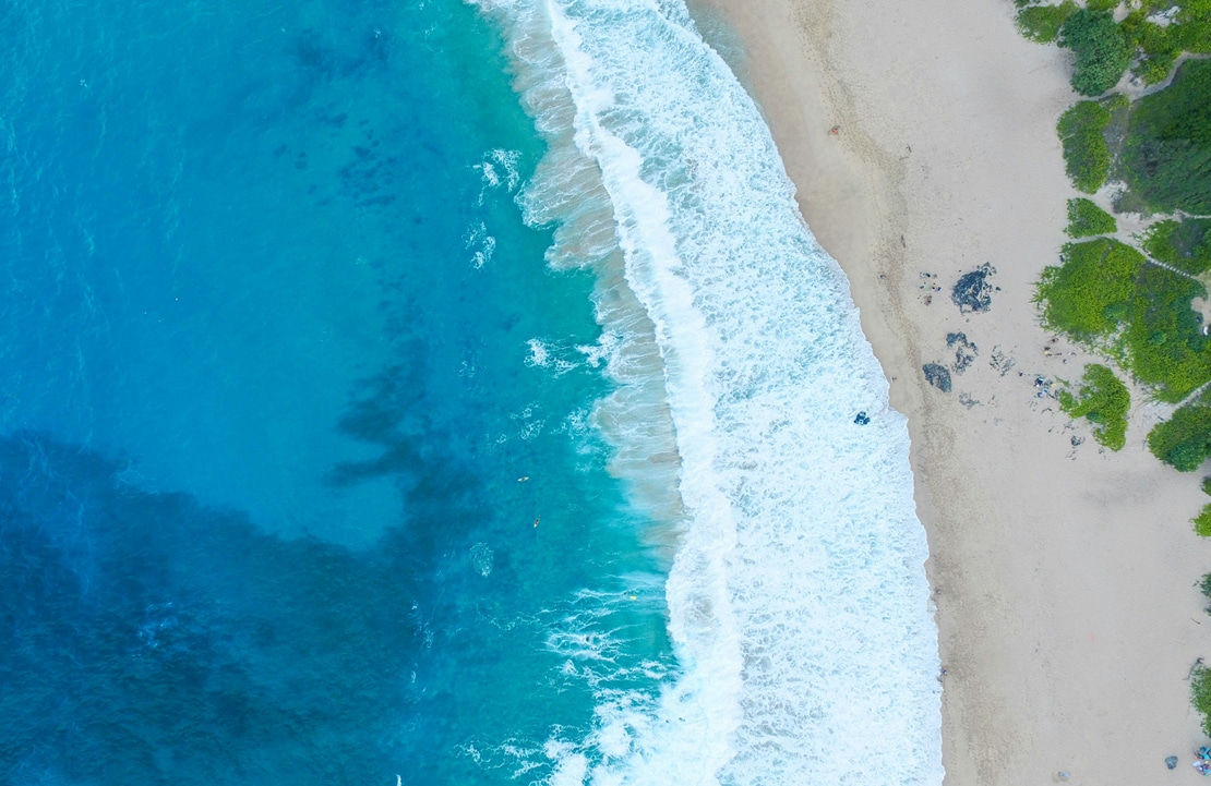 Voyage hors des sentiers battus sur Oahu - Waimanalo Beach, la plage confidentielle par excellence - Amplitudes 