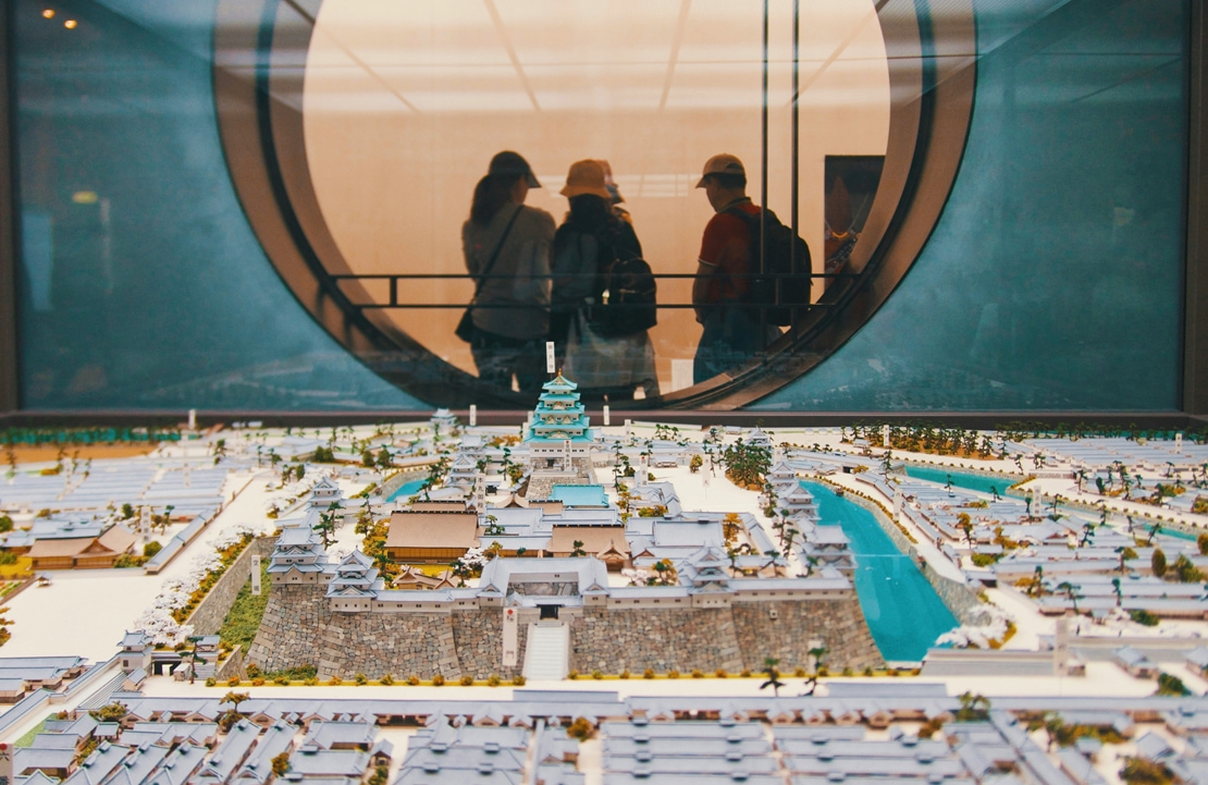 Voyage de luxe au Japon - Une maquette de la ville d'Osaka - Amplitudes