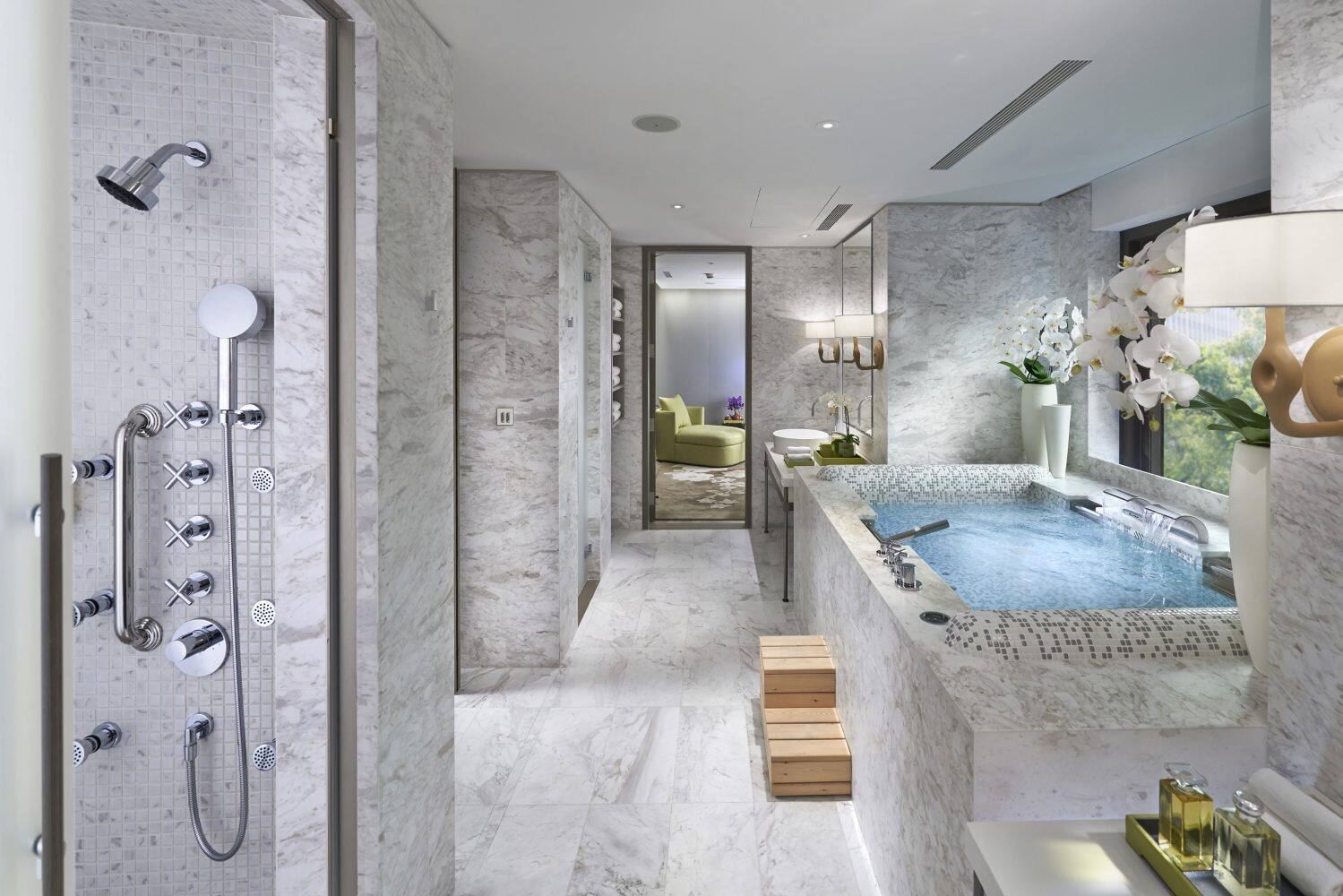 Mandarin Oriental Taipei - Salle de bain en marbre - Amplitudes