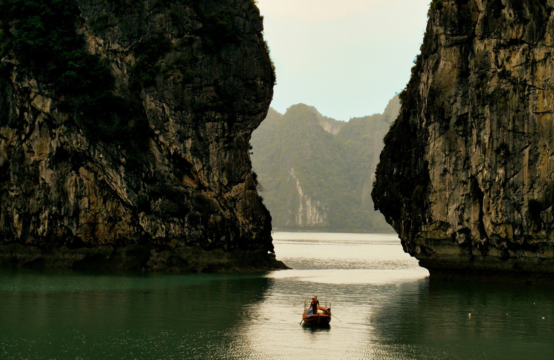 Voyage dans la baie d'Ha Long - Visite de la baie dans la lumière dorée de mars - Amplitudes