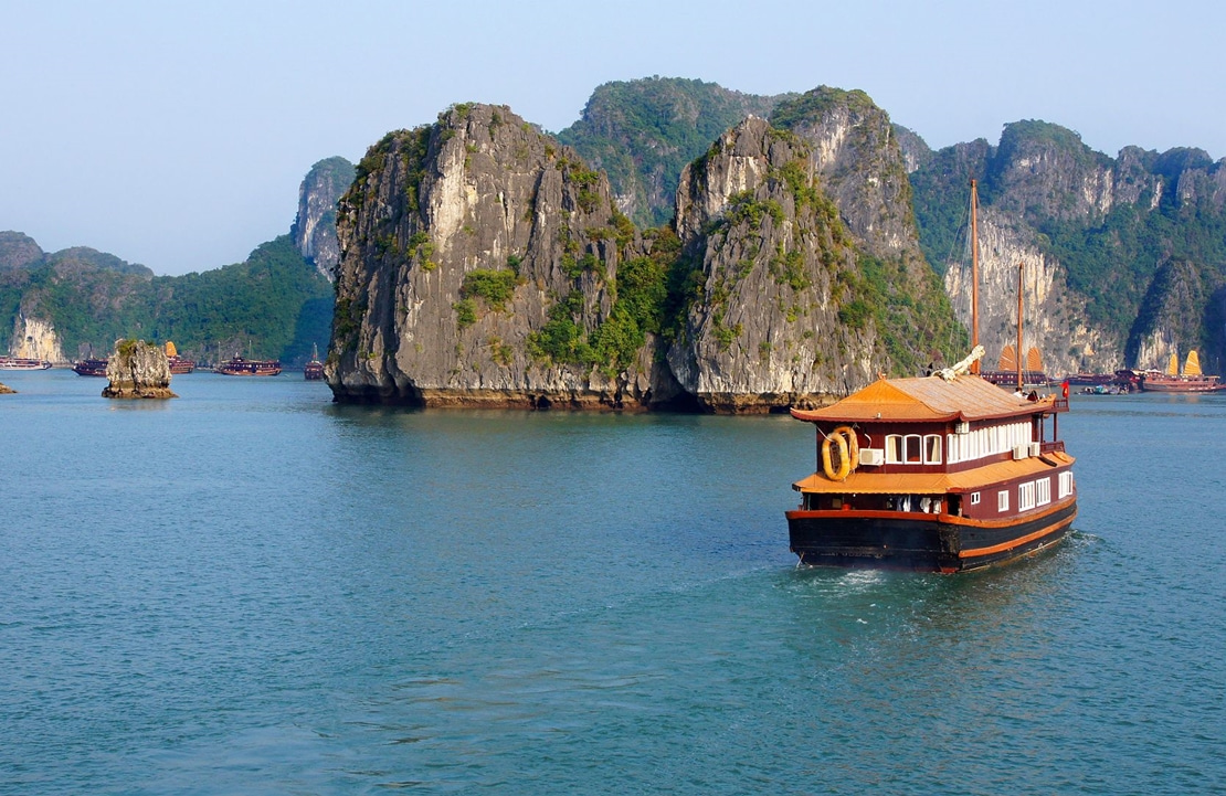 Voyage sur mesure au Vietnam - Une croisière sur la baie d'Ha Long - Amplitudes