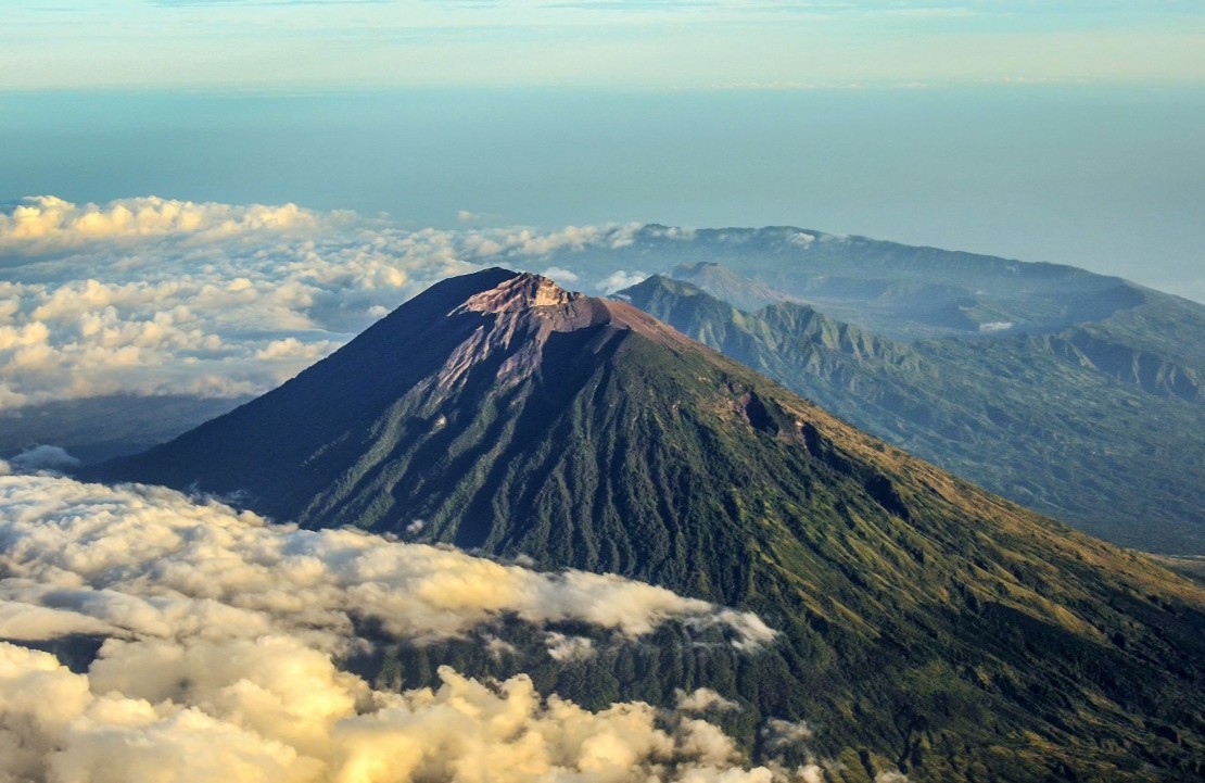 Voyage combiné en Indonésie - Les volcans au-dessus des nuages - Amplitudes