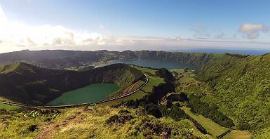 Voyages Aux Acores Sur Mesure Amplitudes Circuits Et Autotours Au Portugal