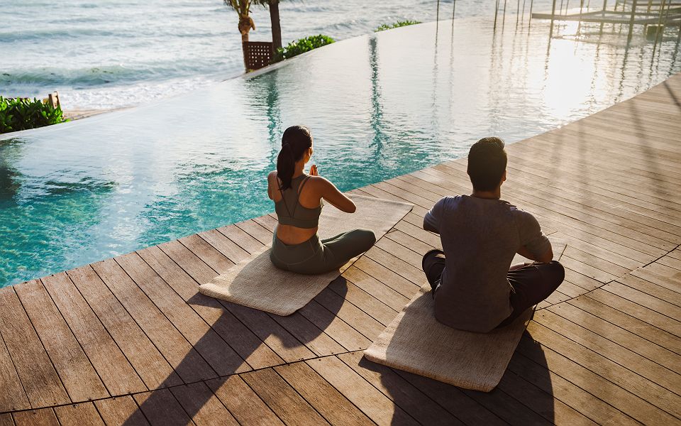 Six Senses Samui - Yoga en couple