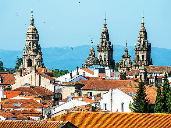 Vue aérienne sur la cathédrale de Saint-Jacques-de-Compostelle - Espagne