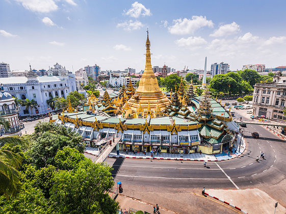 Sule Pagoda, downtown Yangon, Myanmar