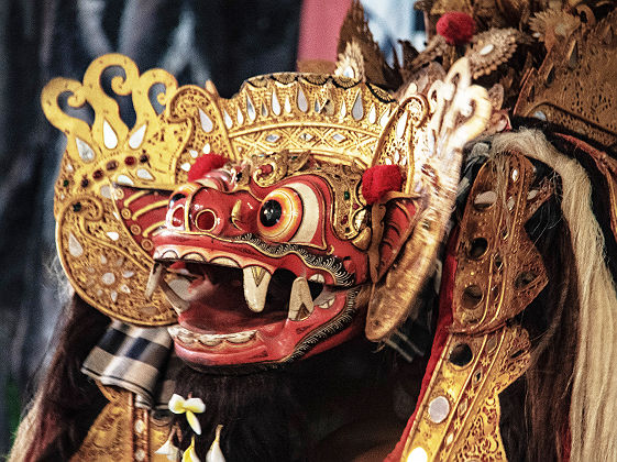 Masque traditionnel utilisé pour les Danses Barong