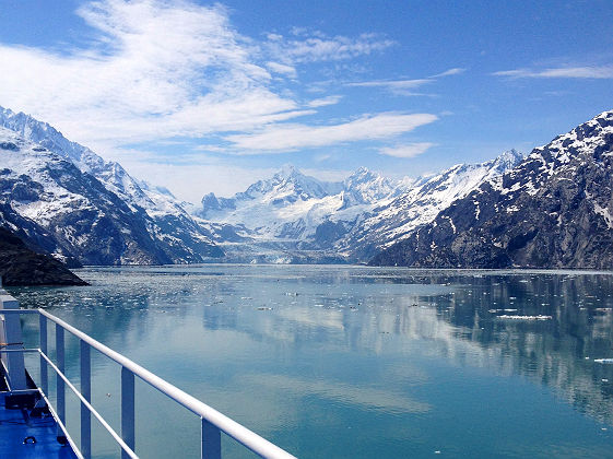 Alaska - Vue sur le parc national de Glacier Bay depuis un bateau