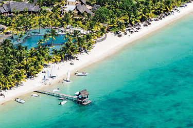 Hôtel Trou aux Biches Resort &amp; Spa - Vue panoramique sur l'établissement et la plage