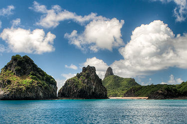 Brésil - Vue sur l'île de Fernando de Noronha