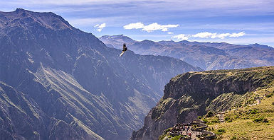 accroche_legende_gaucho_moto_canyon_de_colca