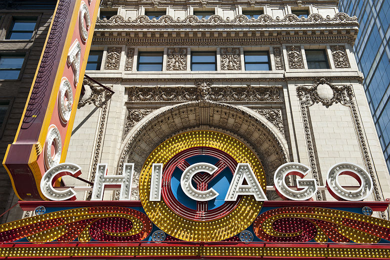 Chicago - Vue en contre-plongée du théâtre Balaban and Katz