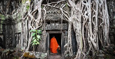 Asie - Portrait d'un moine dans l'ancien temple bouddhiste Ta Prom Khmer