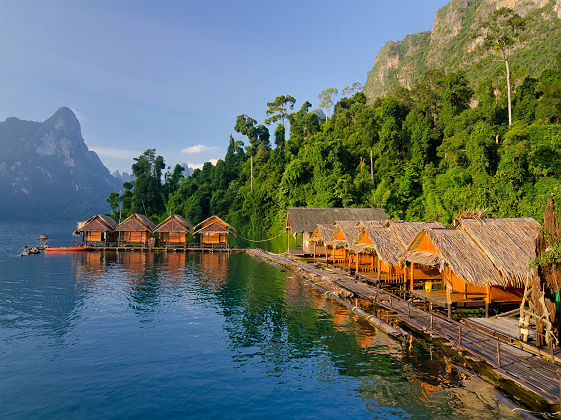 Maisons en Bambou de Cheow Lan Lake, parc National de Khao Sok