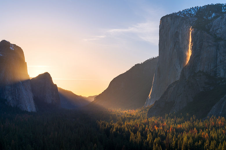 Californie- Parc National de Yosemite Valley au coucher de soleil