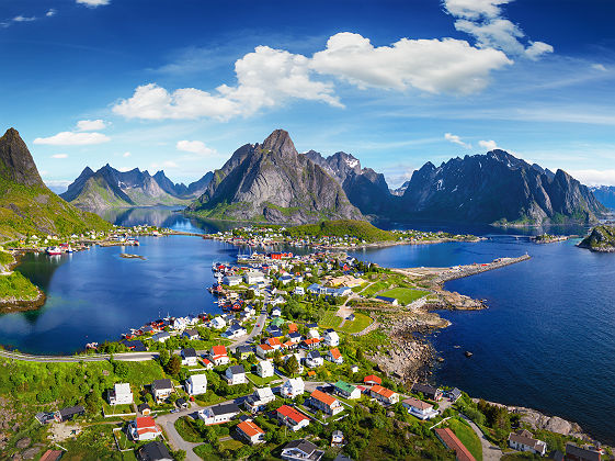 Village de Reine dans les Iles Lofoten - Norvège