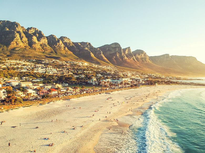 Vue aérienne de Camps Bay, Le Cap - Afrique du Sud