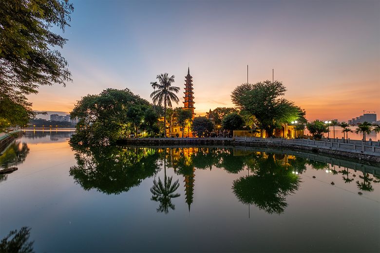 Pagode de Tran Quôc, Hanoi