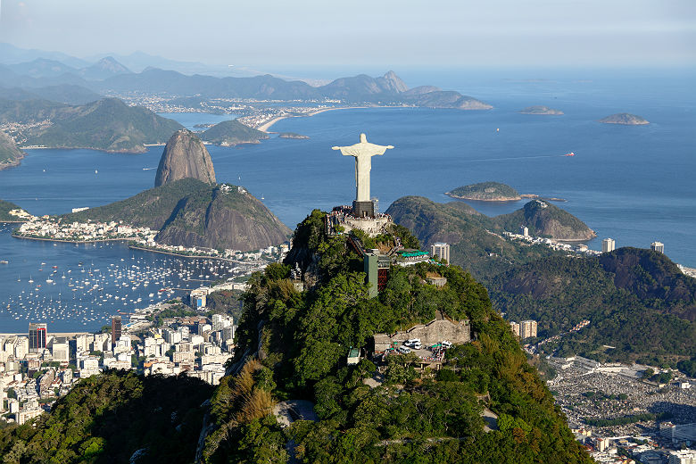 Le Christ Rédempteur et le Pain de Sucre à Rio de Janeiro - Brésil