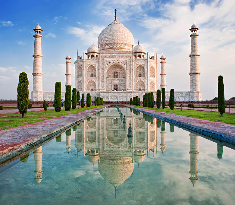 Inde - Vue sur le mausolée de Taj Mahal, à Agra