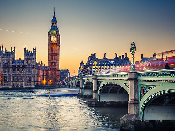 Big Ben et le parlement près de la Tamise - Angleterre, Royaume-Uni