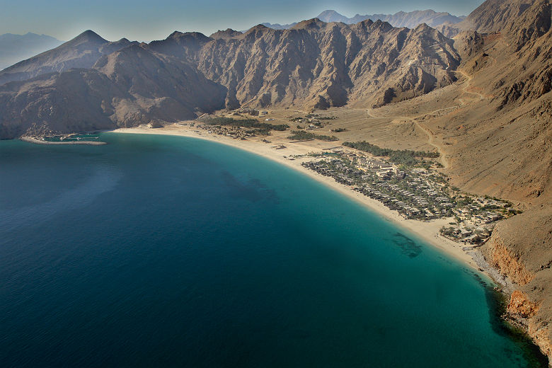 Hôtel Six Senses Zighy Bay - Vue aérienne sur le resort