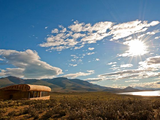 Hotel Tierra Patagonia, Pia Vergara