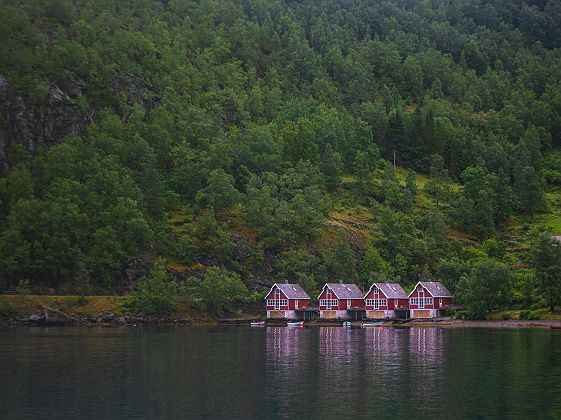 Maisons colorées près de Flam