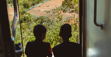 Enfants dans le train des plantation - Nuwara Eliya