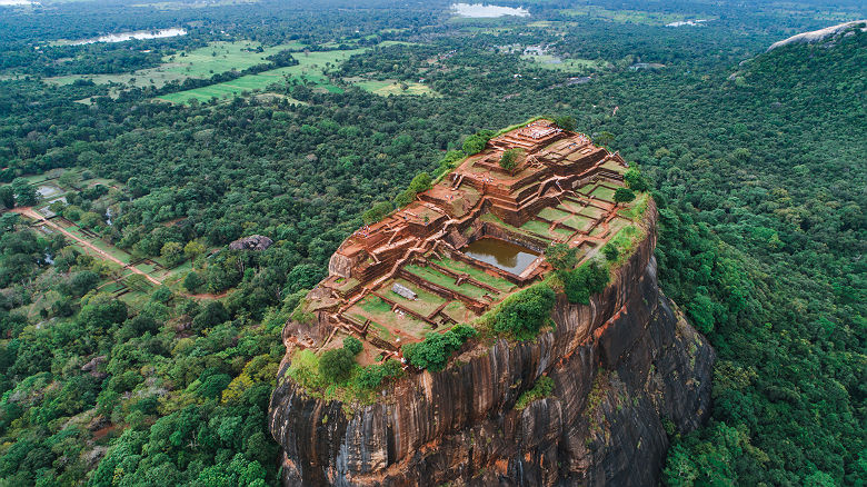 Rocher du Lion de Sigiriya