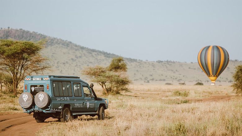 Survol montgolfière Serengeti avec Miracles