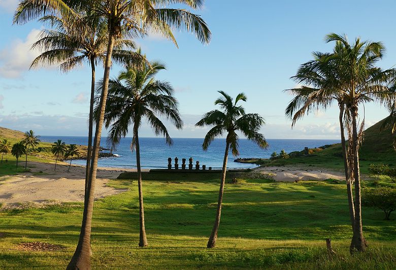 Ile de Pâques- Vue sur la plage Anakena