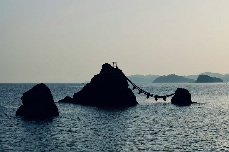 Meoto Iwa - Les rochers mariés, à Ise