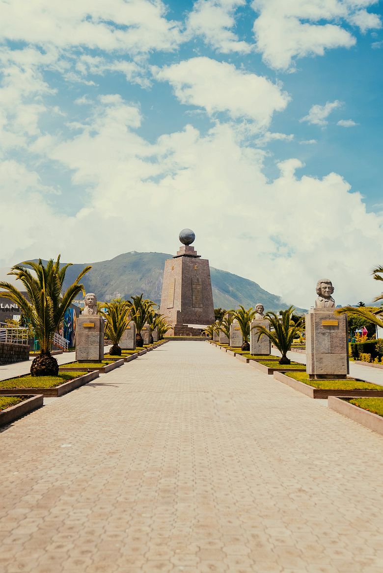 La mitad del mundo