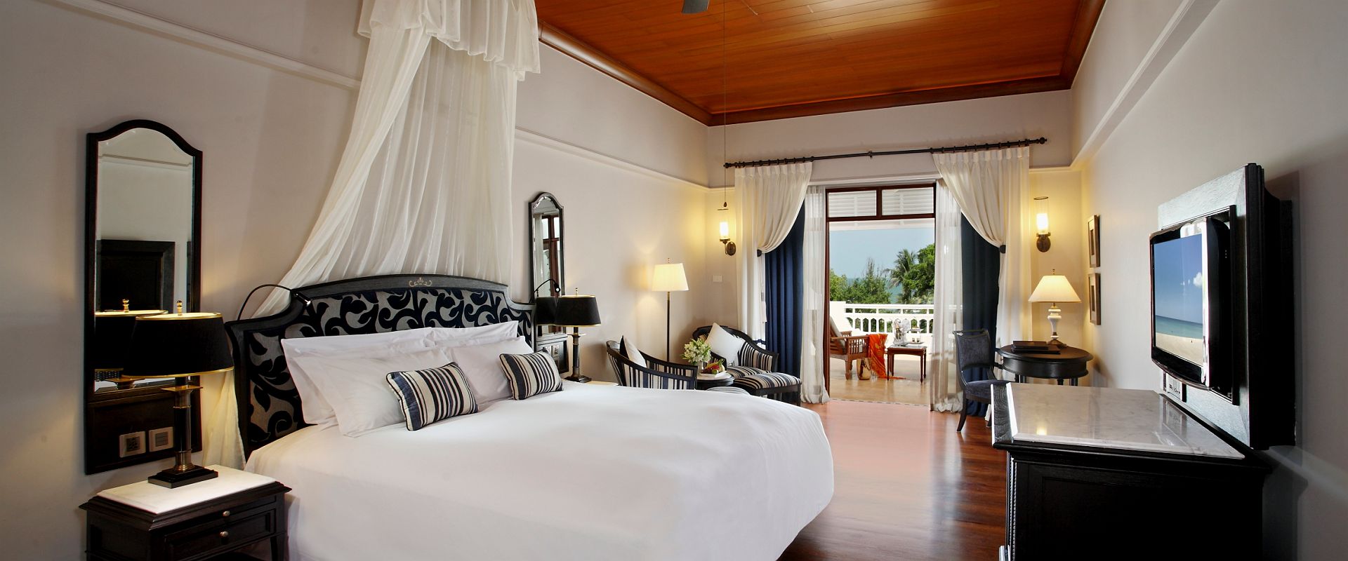 centara grand beach resort  villas hua hin   premium deluxe club