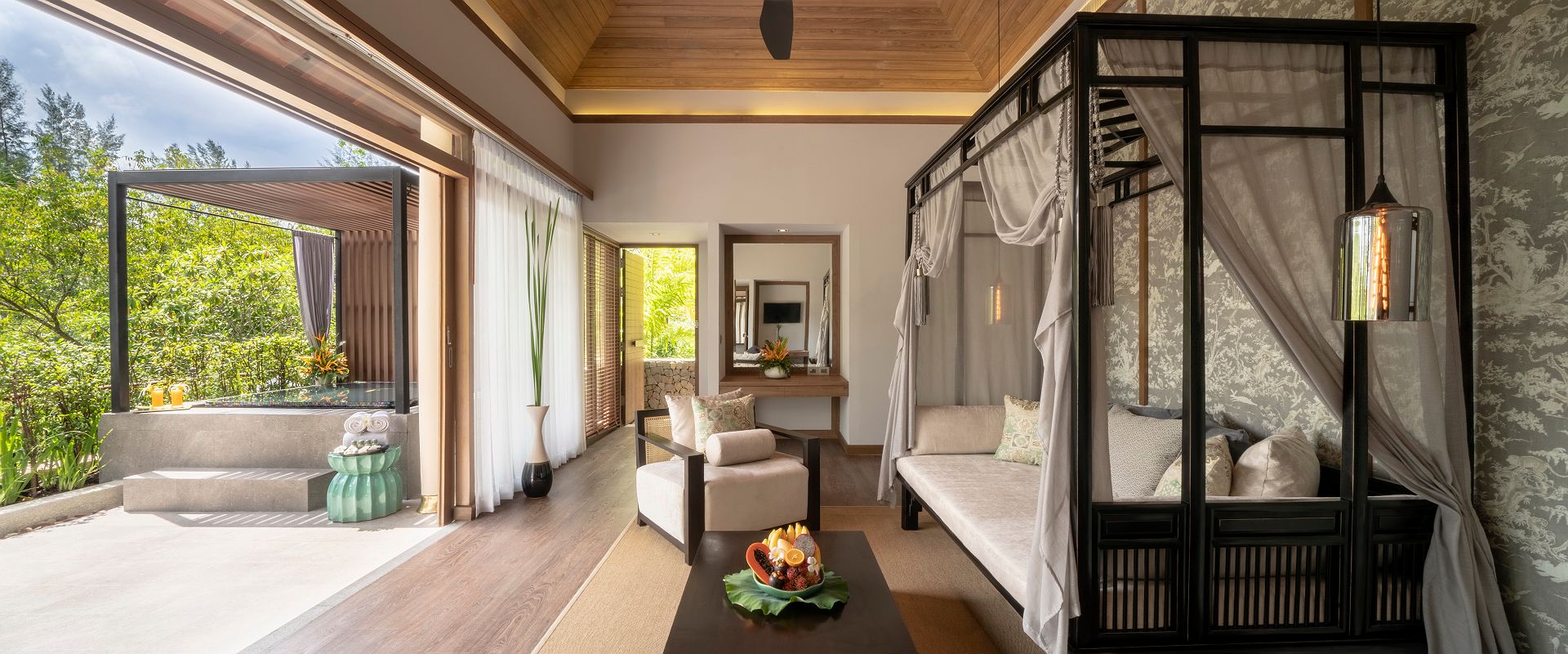 the sarojin   jacuzzi pool suite