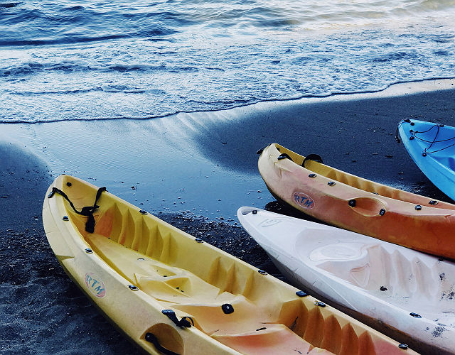Six Senses Samui - kayak sur la plage