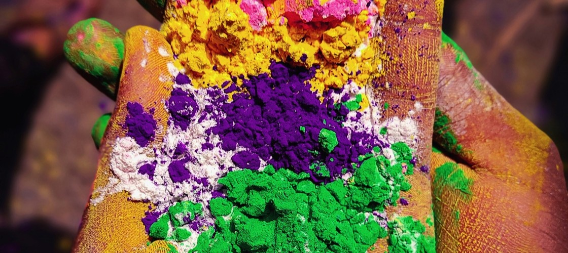 Les pigments de la fête de Holi